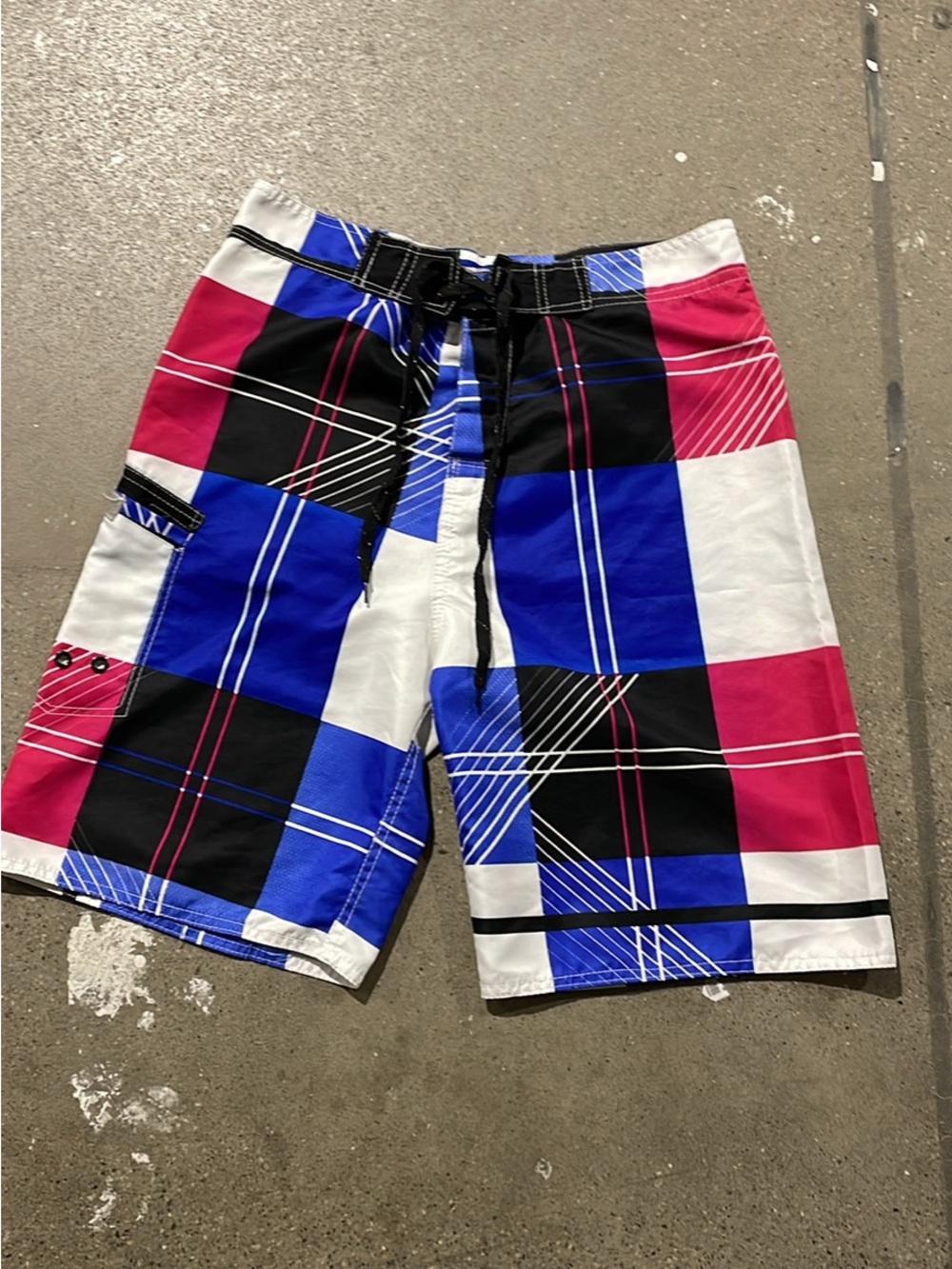 Men's Billabong swim shorts sized 30